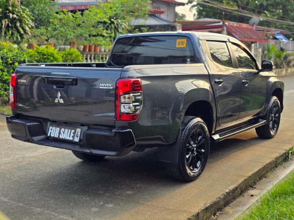 Mitsubishi Strada GLS 2024 - Image 4