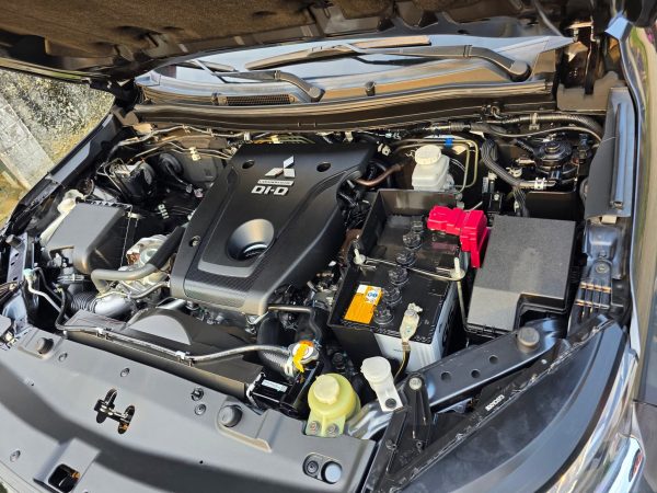 Mitsubishi Strada GLS 2024 - Image 14