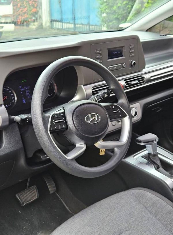 Hyundai Stargazer GL 1.5L - Image 11