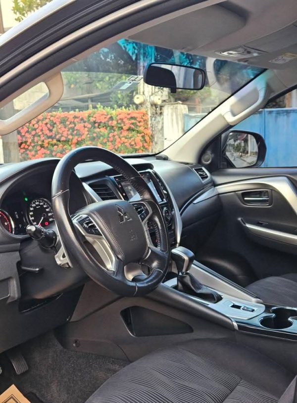 Mitsubishi Montero Sports GLS - Image 11