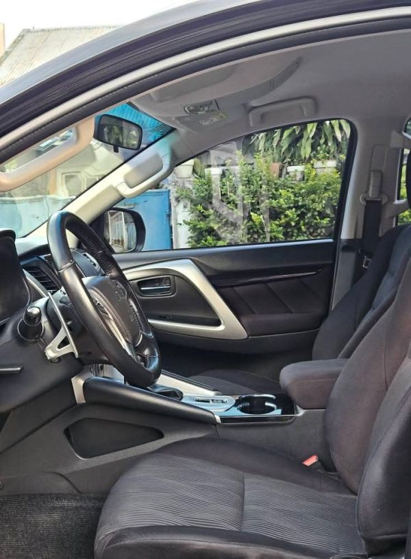 Mitsubishi Montero Sports GLS - Image 12