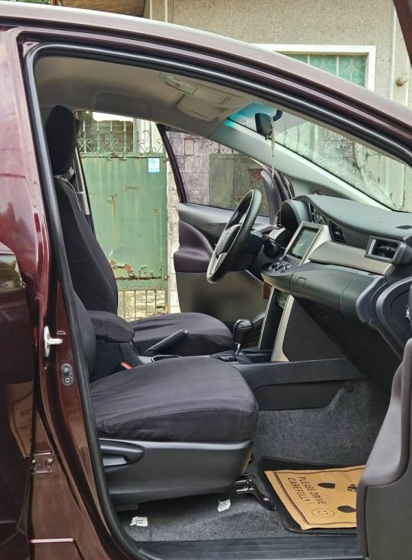 Toyota Innova 2022 E - Image 13