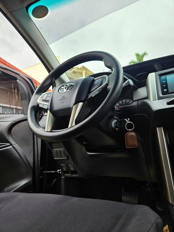 Toyota Innova 2022 E - Image 17
