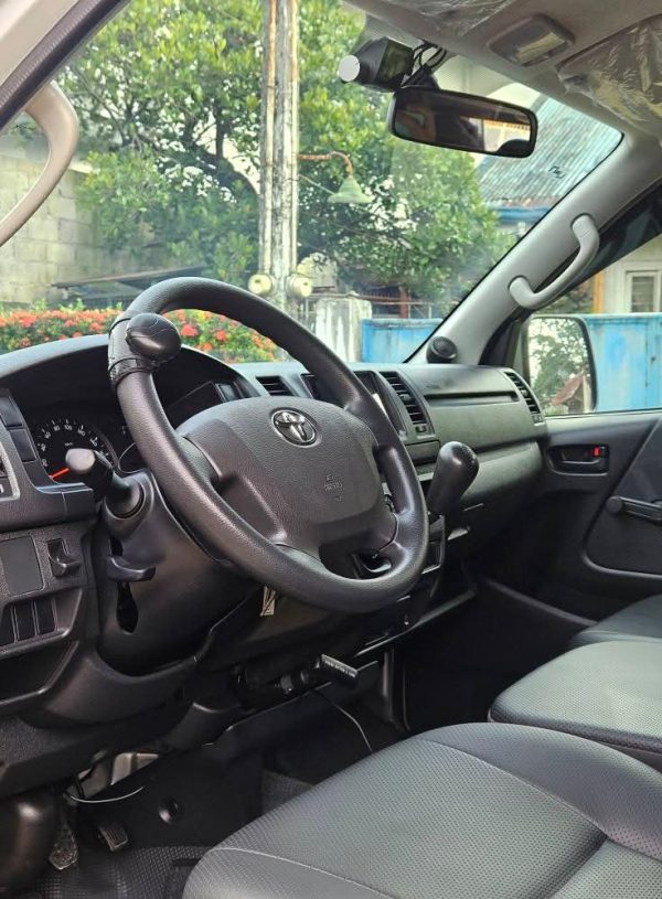 <span style="color: red;font-size:20px;">SOLD</span><br>Toyota Commuter 2021 - Image 23