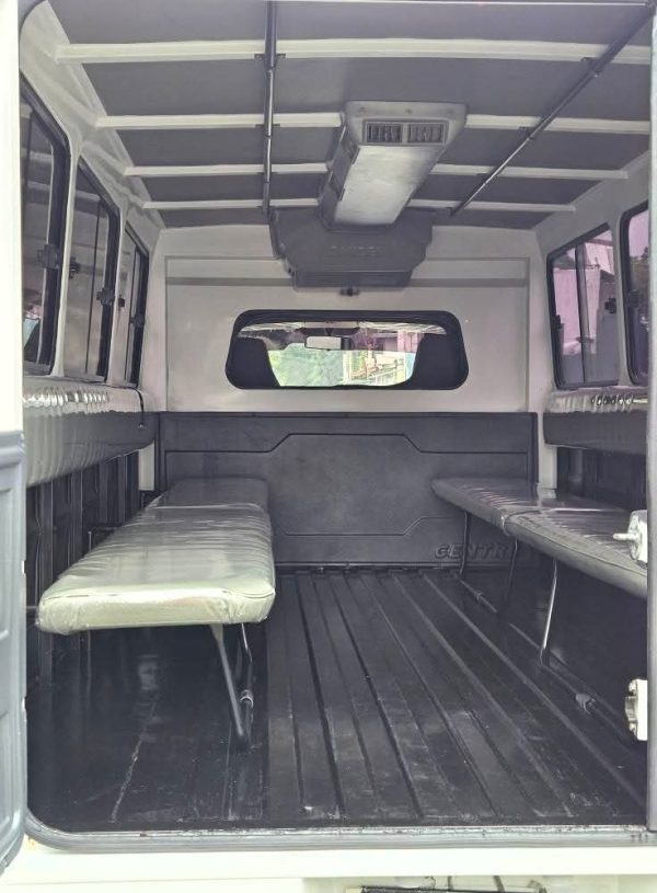 2023 Hyundai H100 Shuttle - Image 9