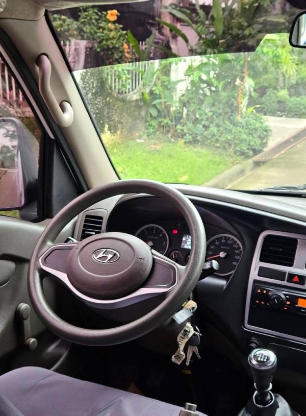 2023 Hyundai H100 Shuttle - Image 14
