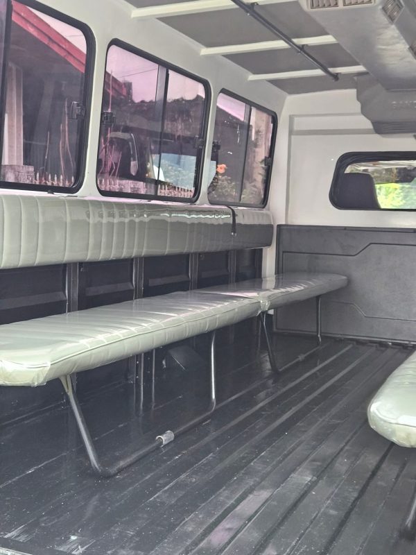 2023 Hyundai H100 Shuttle - Image 18