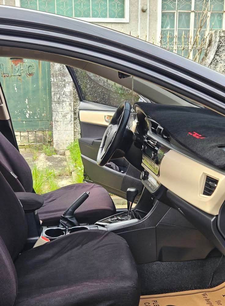 Toyota Corolla Altis 1.6L V 2017 - Image 10