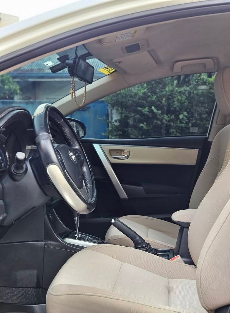 Toyota Corolla Altis 1.6L V 2017 - Image 12