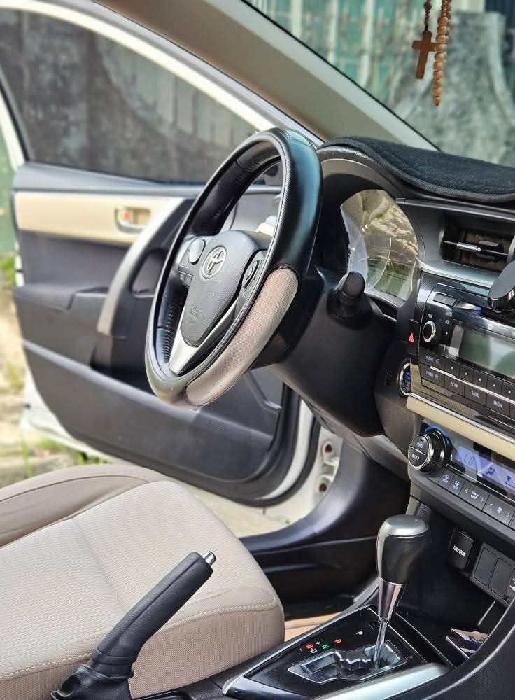 Toyota Corolla Altis 1.6L V 2017 - Image 16