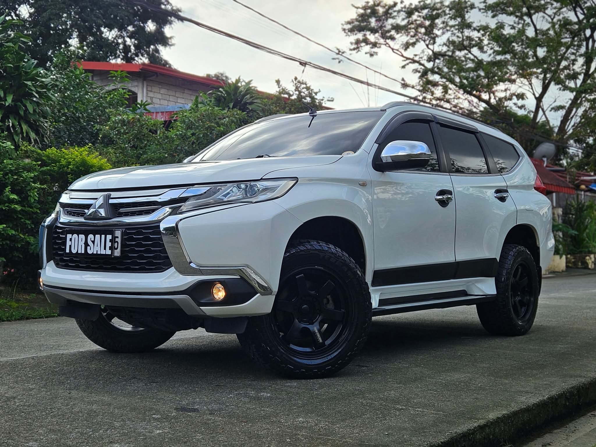 Mitsubishi Montero Sports GLS