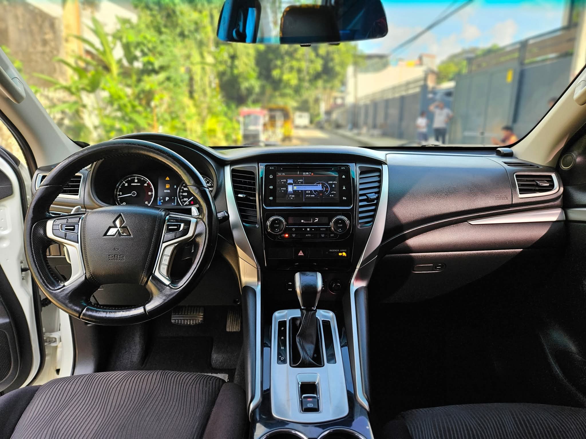 Mitsubishi Montero Sports GLS - Image 10