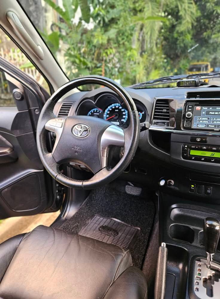 Toyota Fortuner G 2.4L D4D 2014 - Image 7