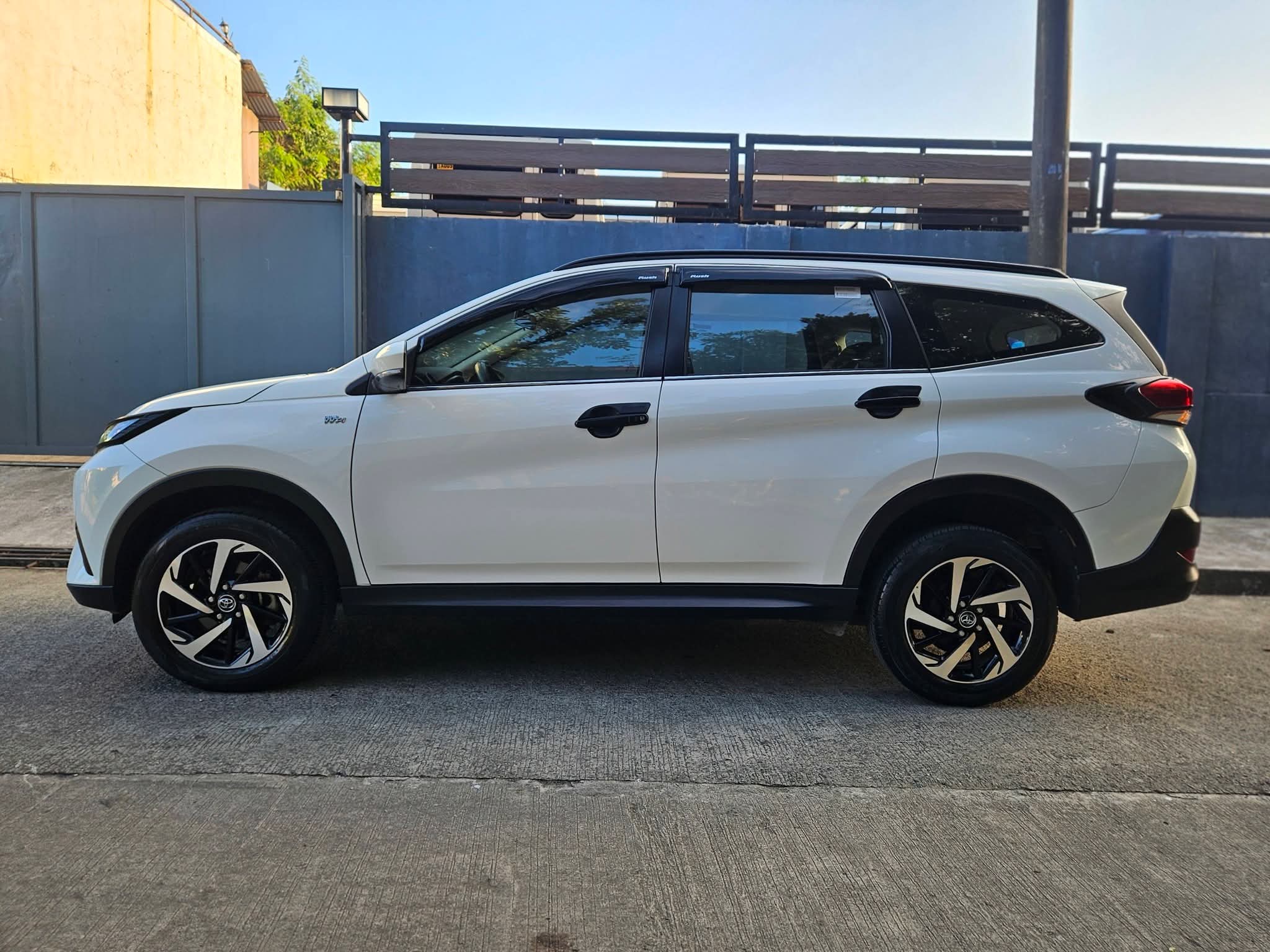 Toyota Rush G 2021 - Image 7