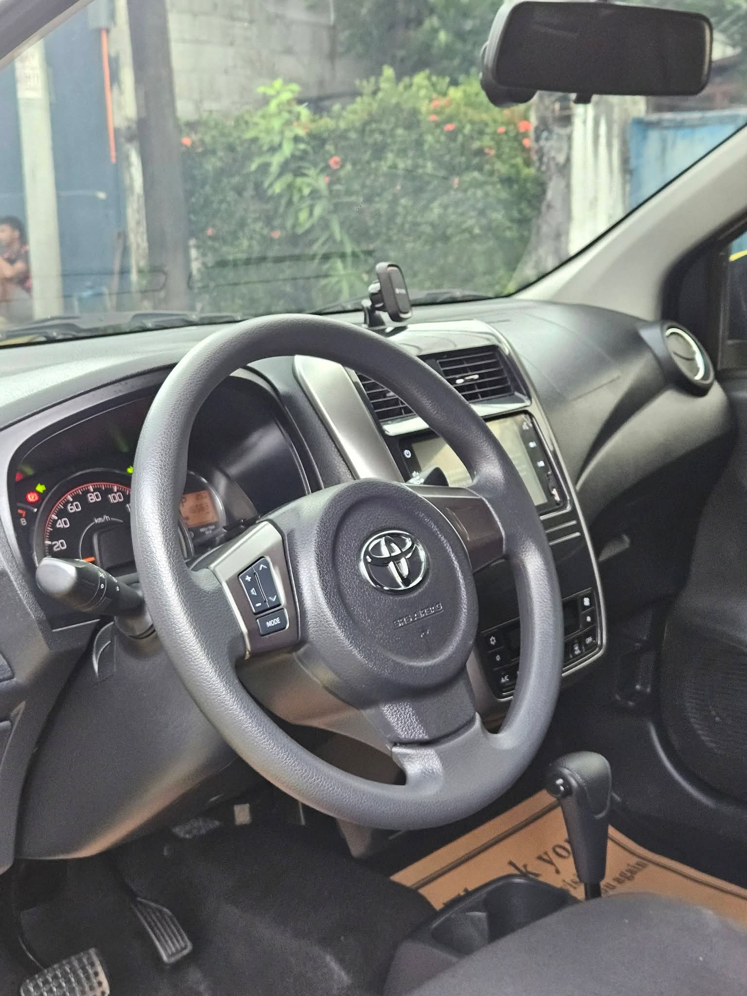 Toyota Wigo G 2023 - Image 8