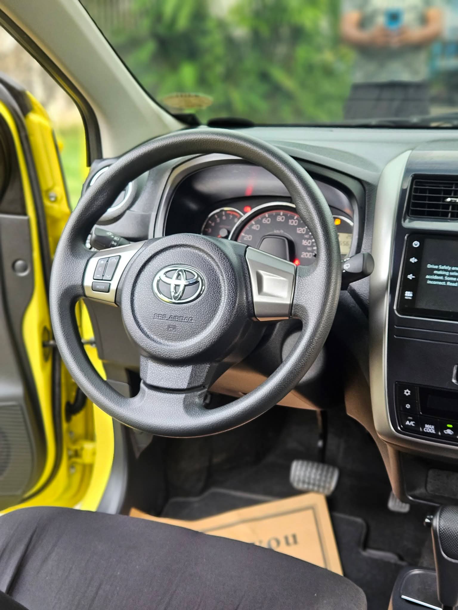 Toyota Wigo G 2023 - Image 12