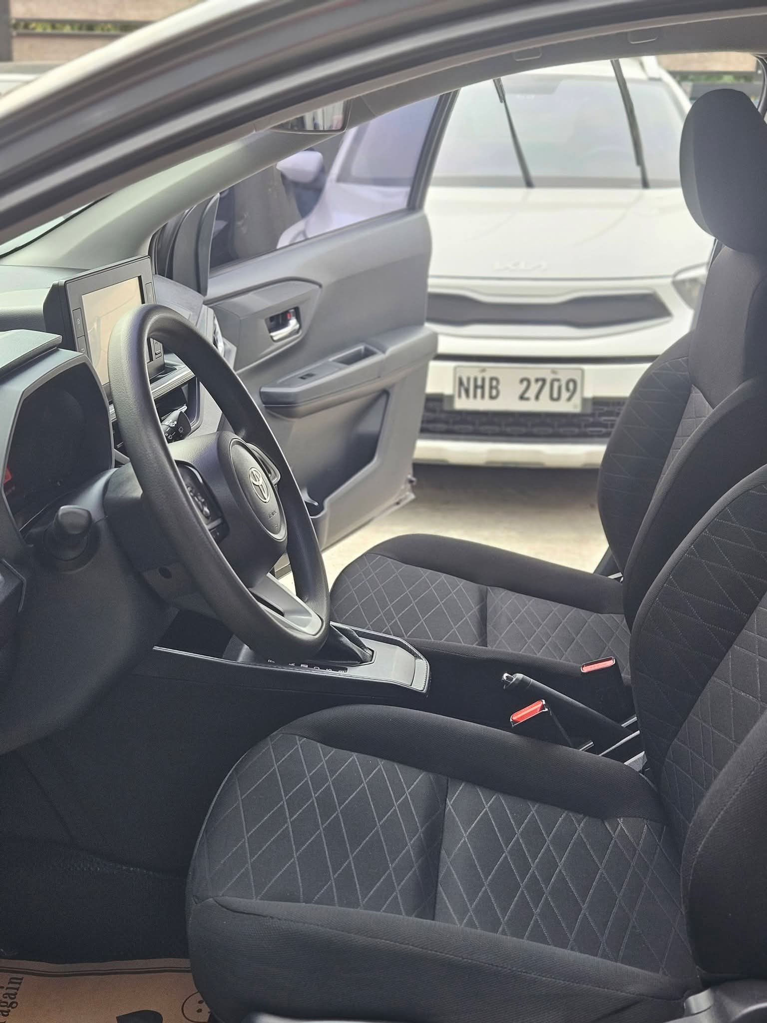 Toyota Wigo G 2023 - Image 13