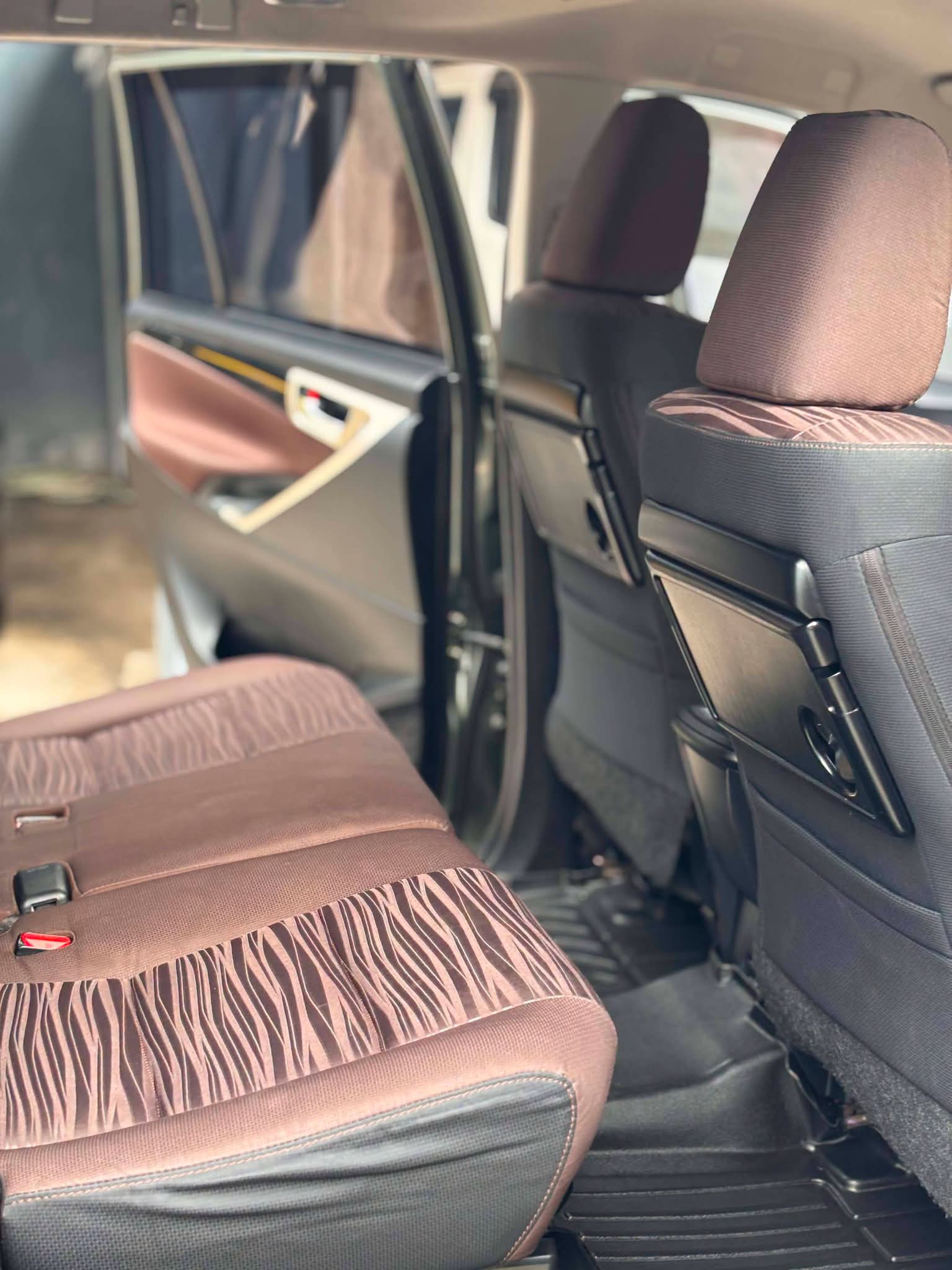 2021 Toyota Innova G 2.8 L - Image 13