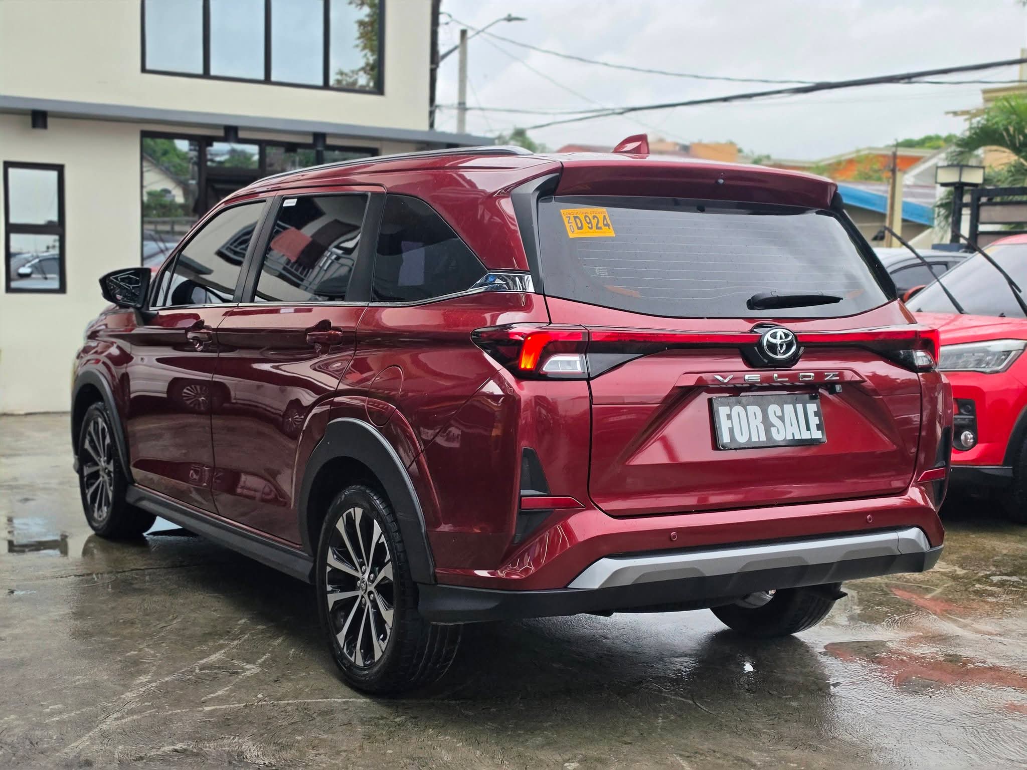 Toyota Veloz V 2023 - Image 4