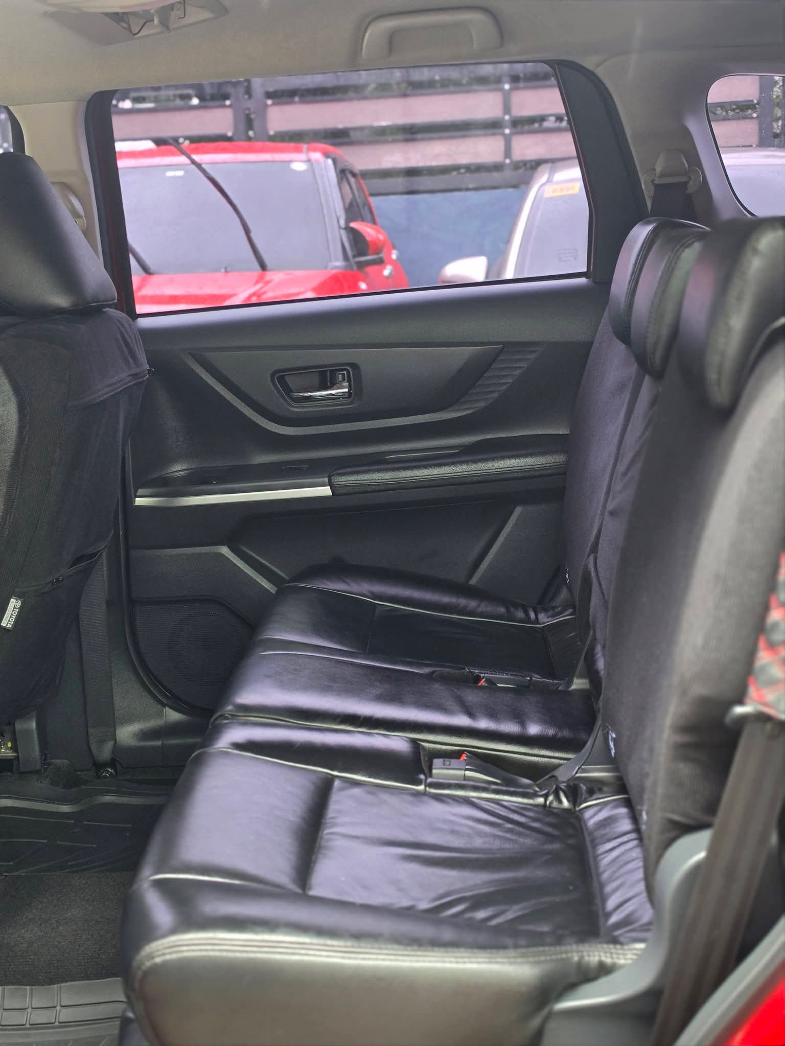 Toyota Veloz V 2023 - Image 14