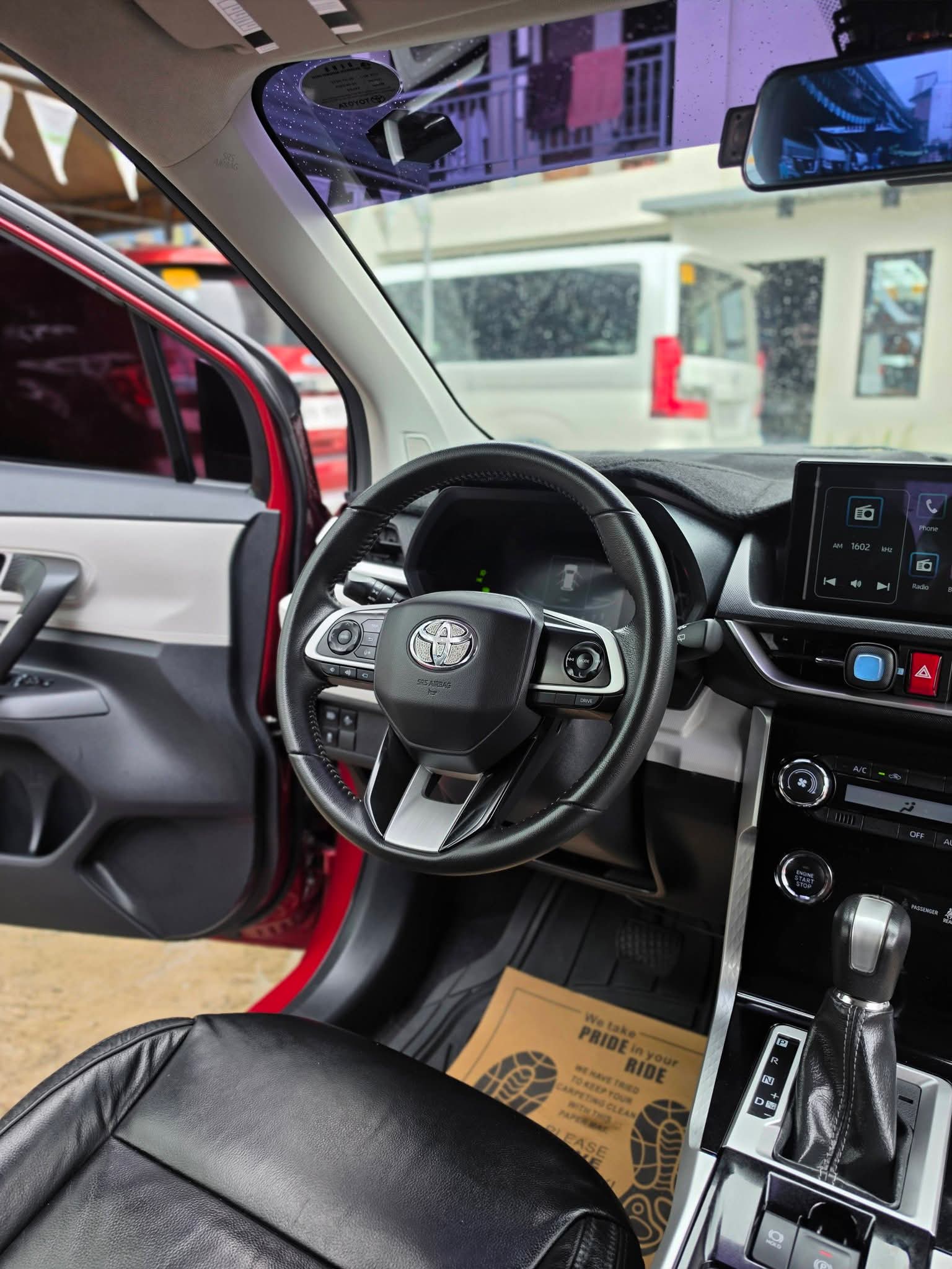 Toyota Veloz V 2023 - Image 18