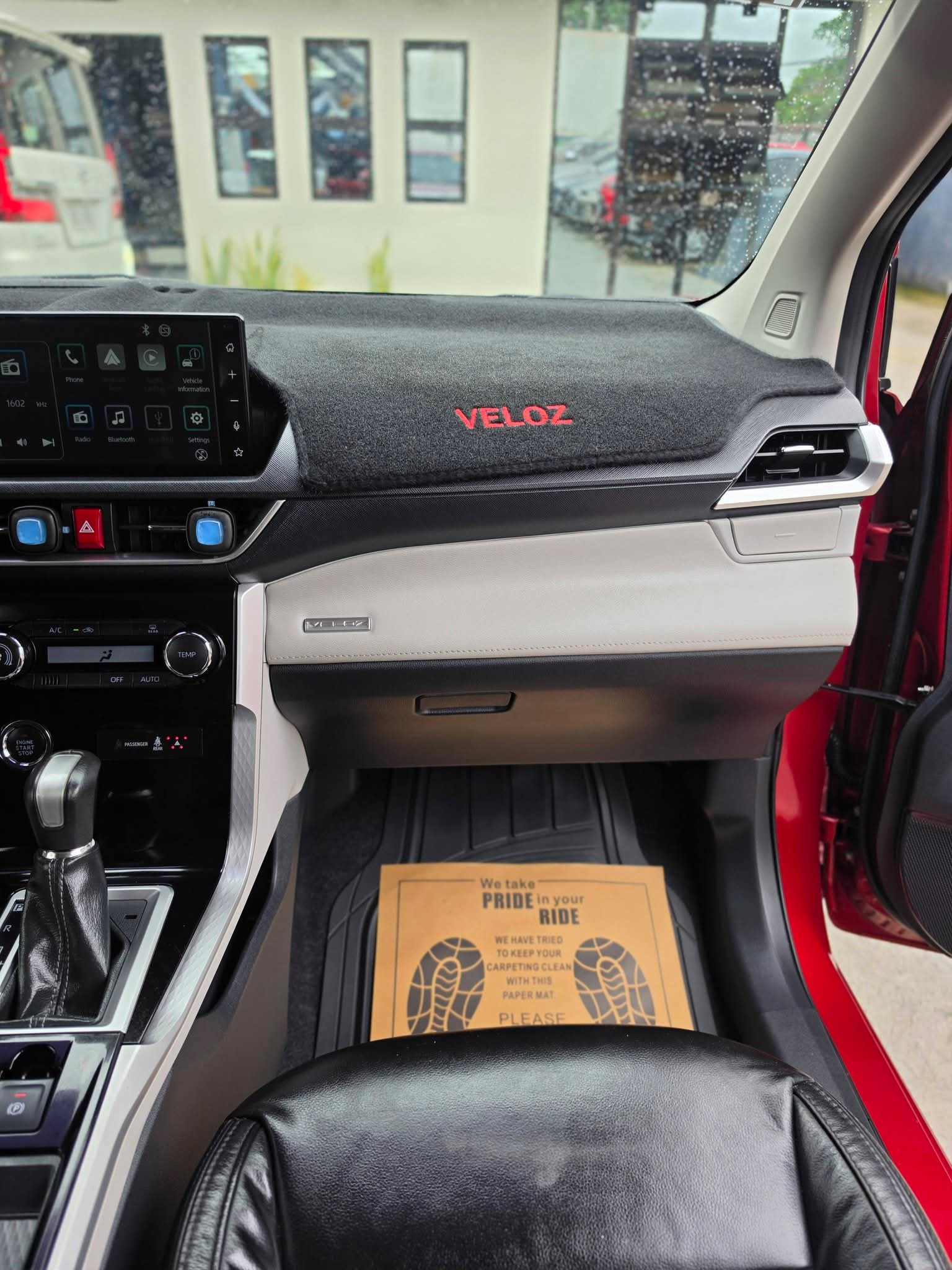 Toyota Veloz V 2023 - Image 20